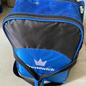 Roller Bag for Bowling Ball with Side Pocket and Separate Shoe Area